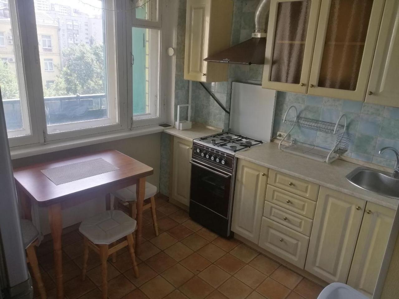 Квартира По Улице Большая Васильковская, 129 Kiev Buitenkant foto